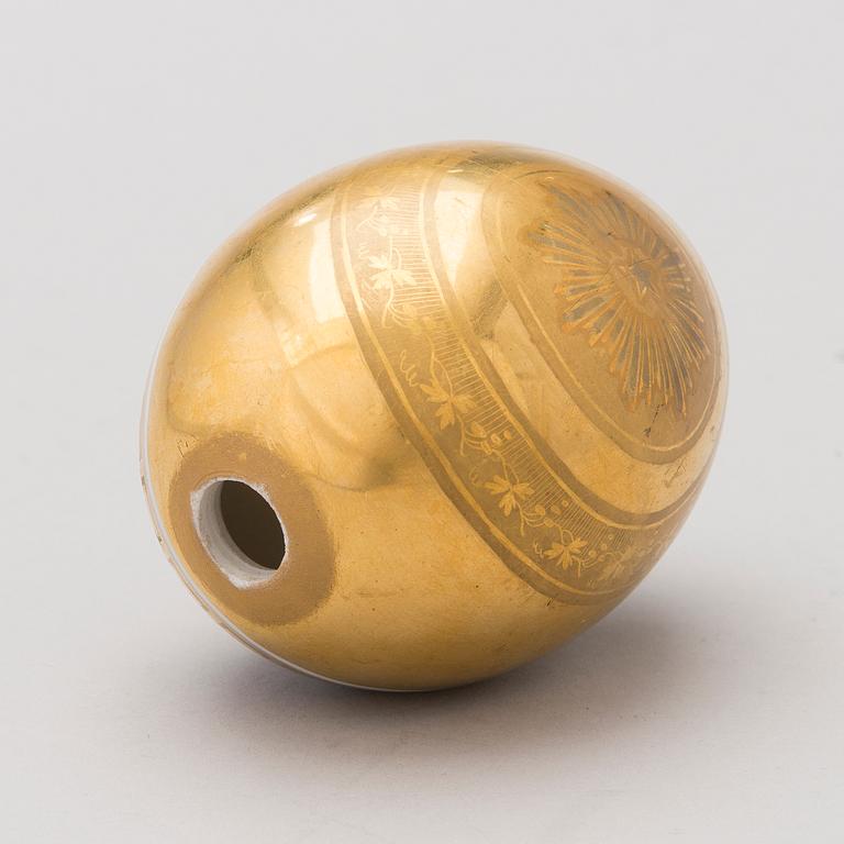 PÅSKÄGG, porslin. Kejserliga porslinsfabriken, S:t Petersburg, 1800-talets slut.