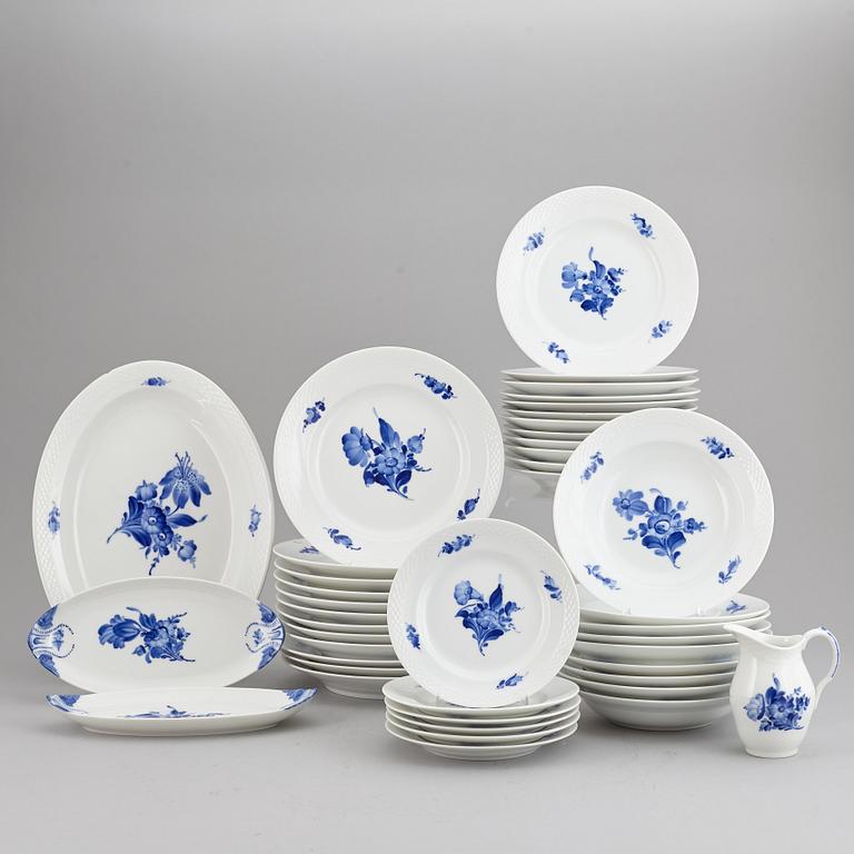 An 42 piece Royal Copenhagen dinner set model 'Blå Blomst'.
