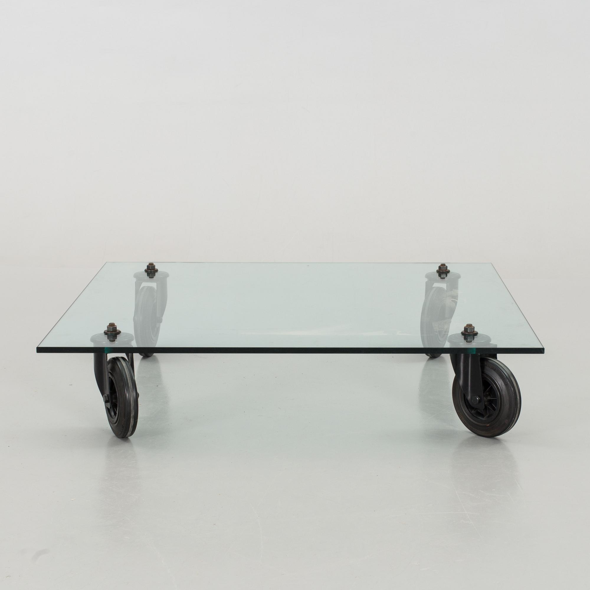 GAE AULENTI, soffbord, "Tavolo con Ruote", Gae Aulenti, Fontana Arte, Italien.
