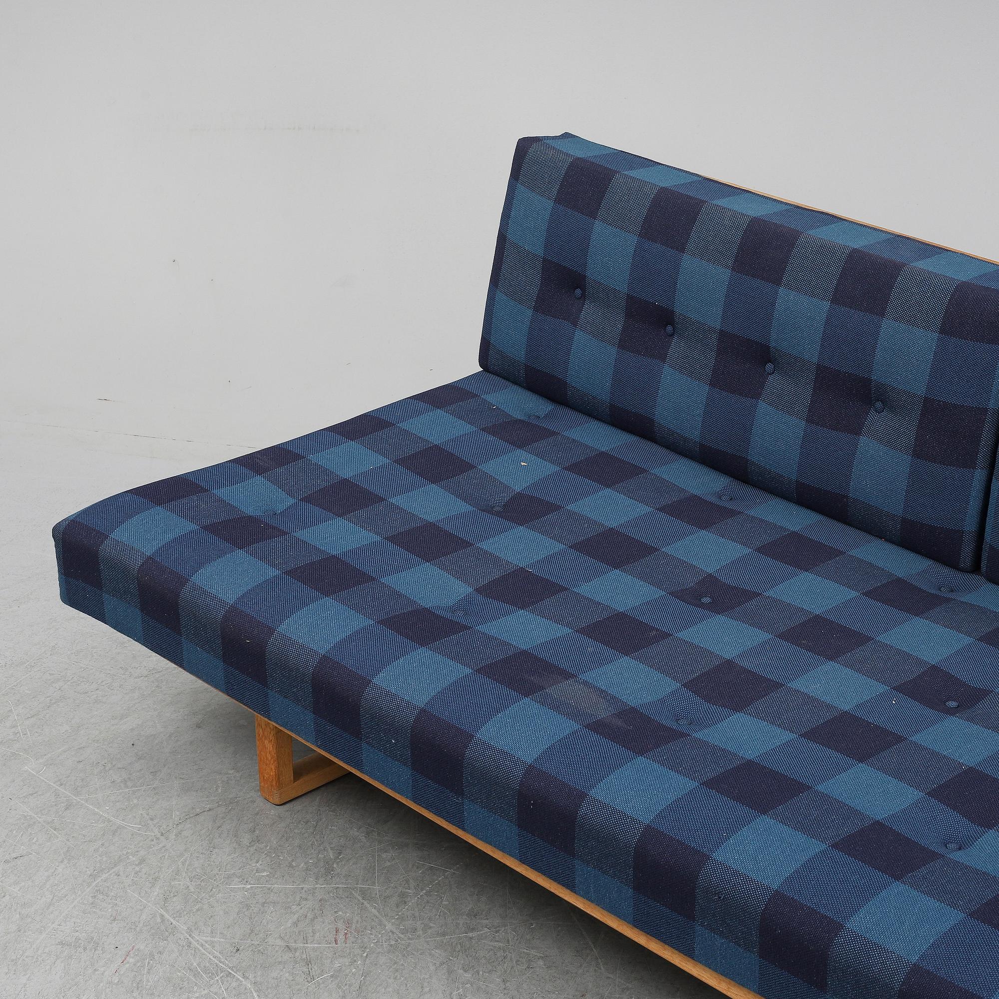 BØRGE MOGENSEN, an oak daybed, model 4311/4312, Fredericia Stolefabrik, Denmark, 1960's.
