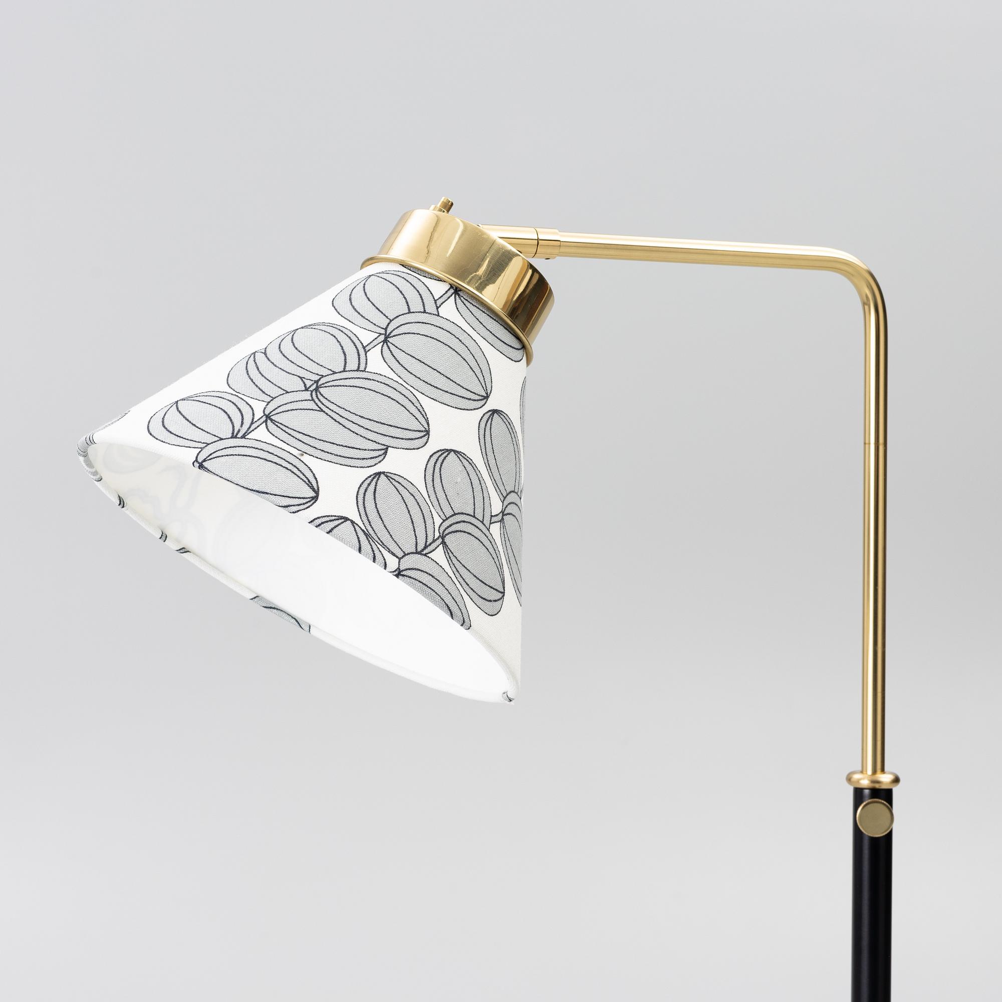 Josef Frank, golvlampa, modell 1842, Firma Svenskt Tenn.