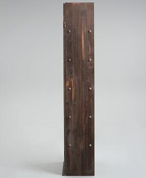 Jonas Bohlin, skåp "Slottsbacken", ed. 104/200, Källemo efter 1987.