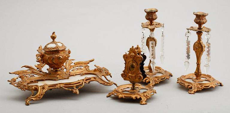 SKRIVSTÄLL, 4 delar, mässing samt alabaster, rokokostil, sent 1800-tal.