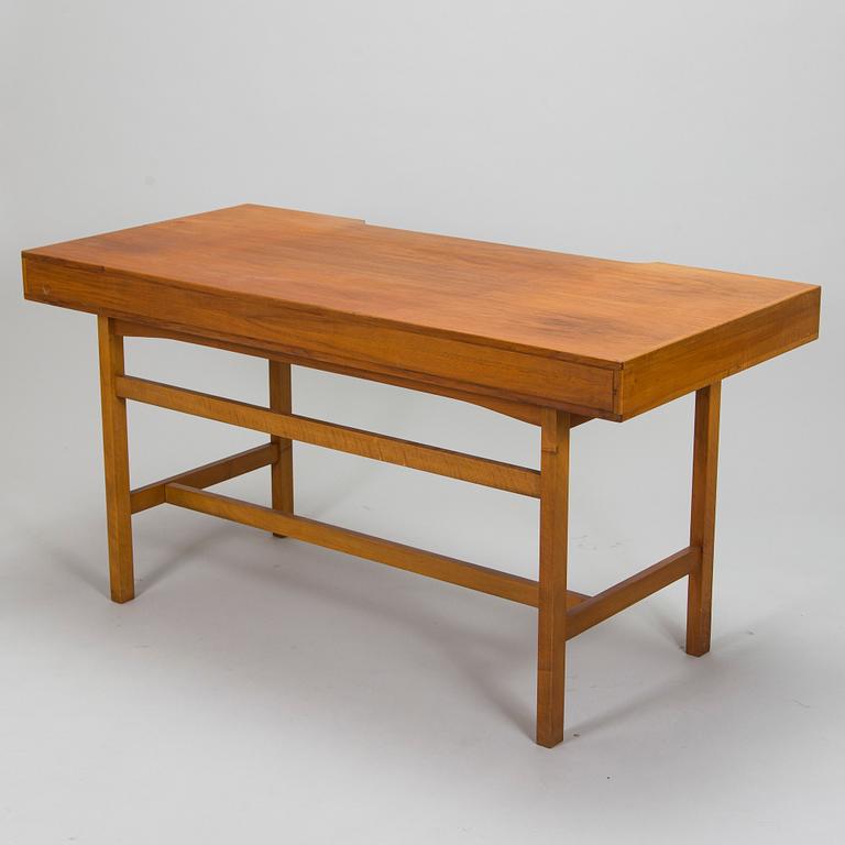 Desk, walnut, 1960s.