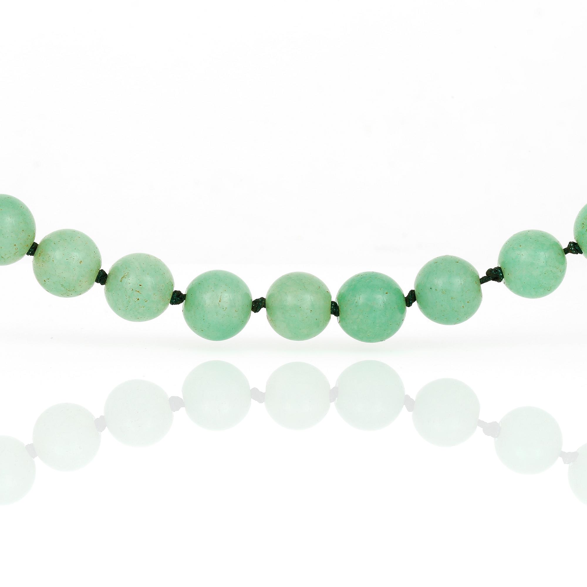 HALSBAND, jade, 1900-tal.