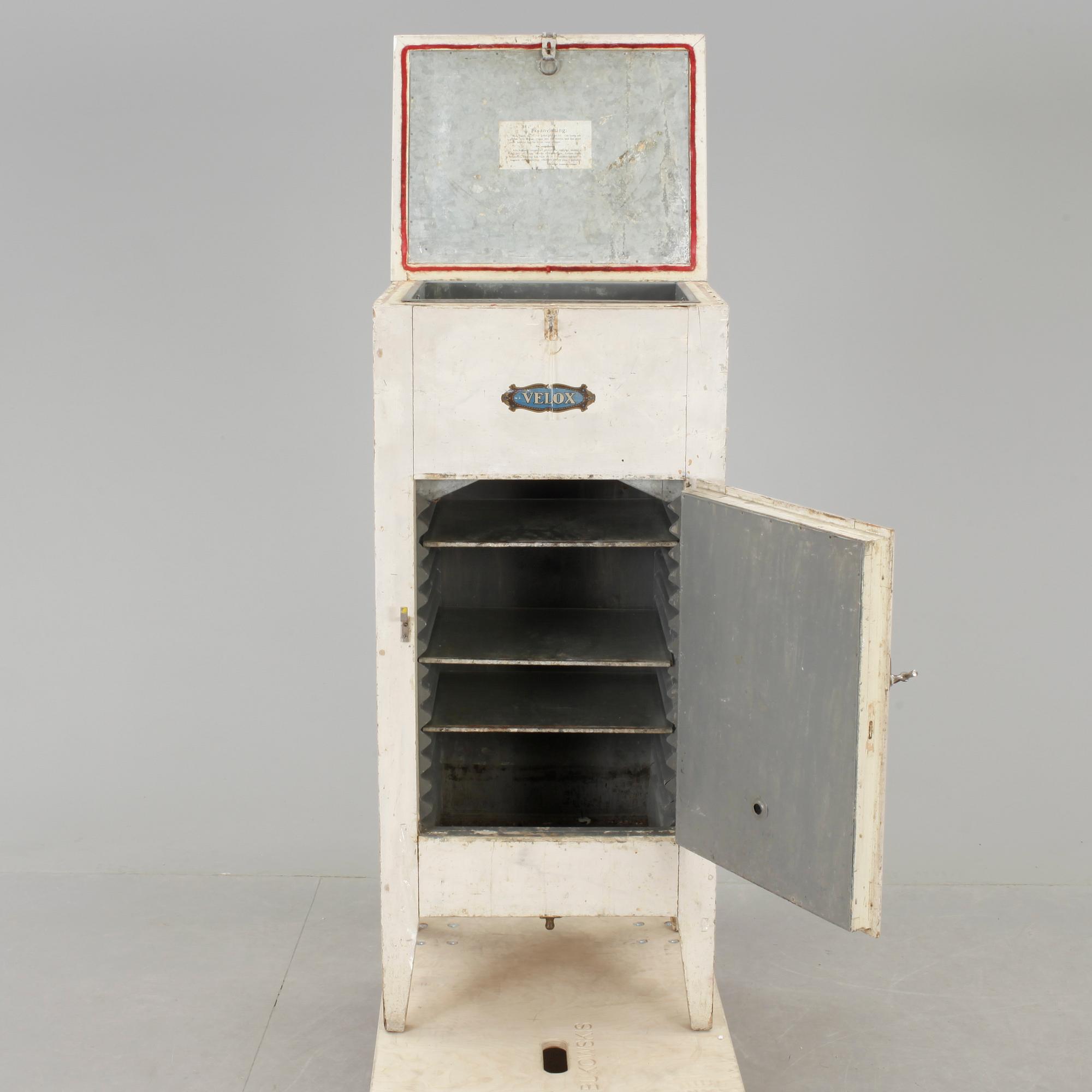 KYLSKÅP, Velox, 1900-talets första hälft.