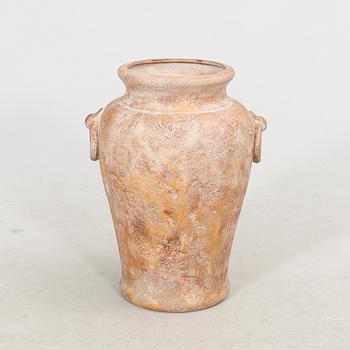 Urna Sydeuropa sent 1900-tal keramik.