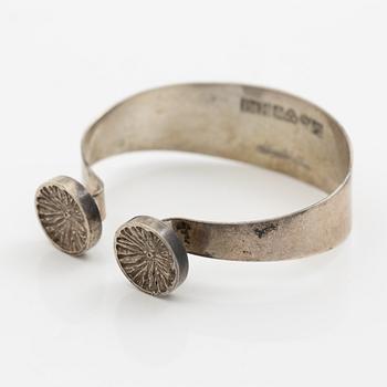 Åke Lindström för Bengt Hallberg, armring, silver.