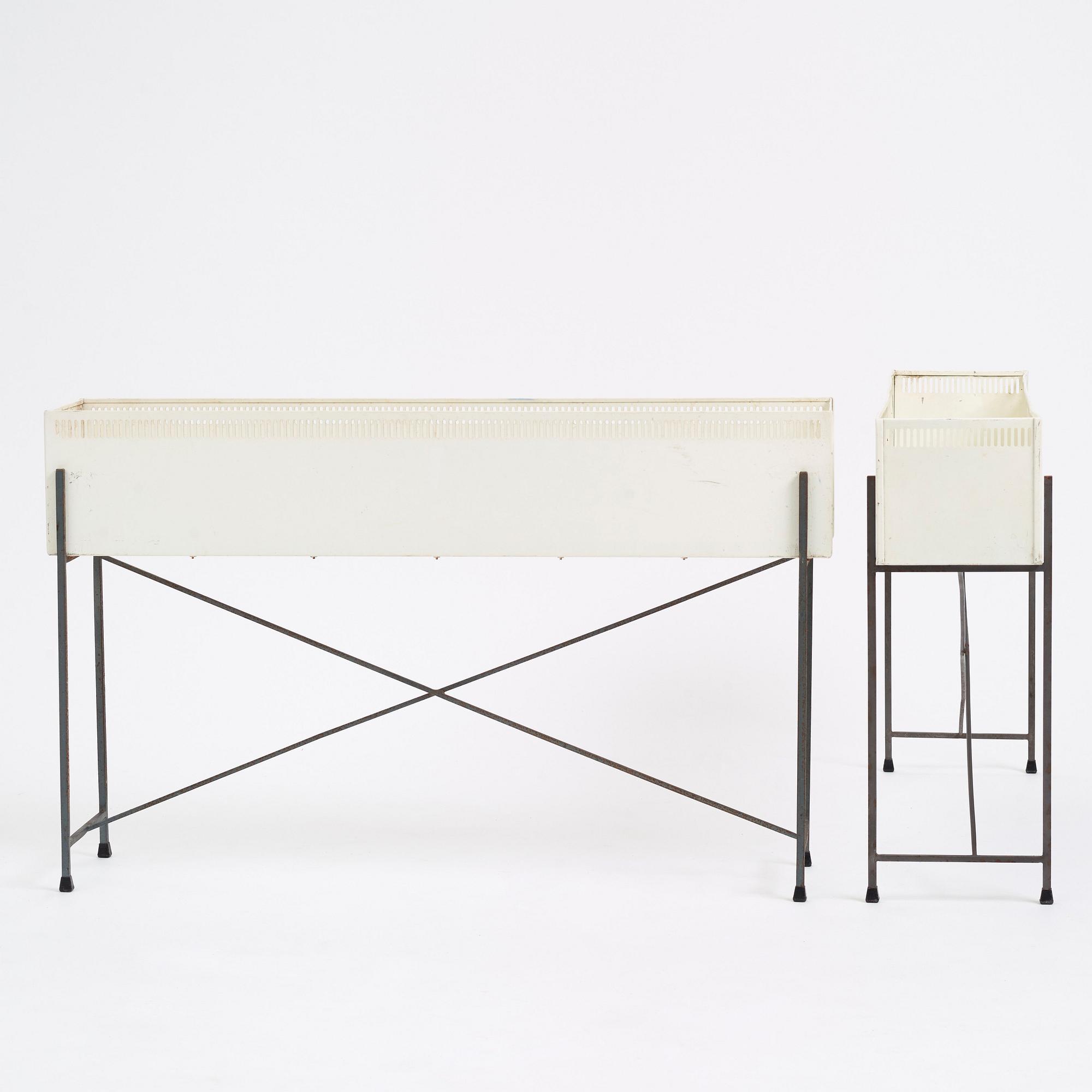 Hans-Agne Jakobsson, a pair of flower stands, model "M 79/1000", Hans-Agne Jakobsson AB, Markaryd 1950-60s.