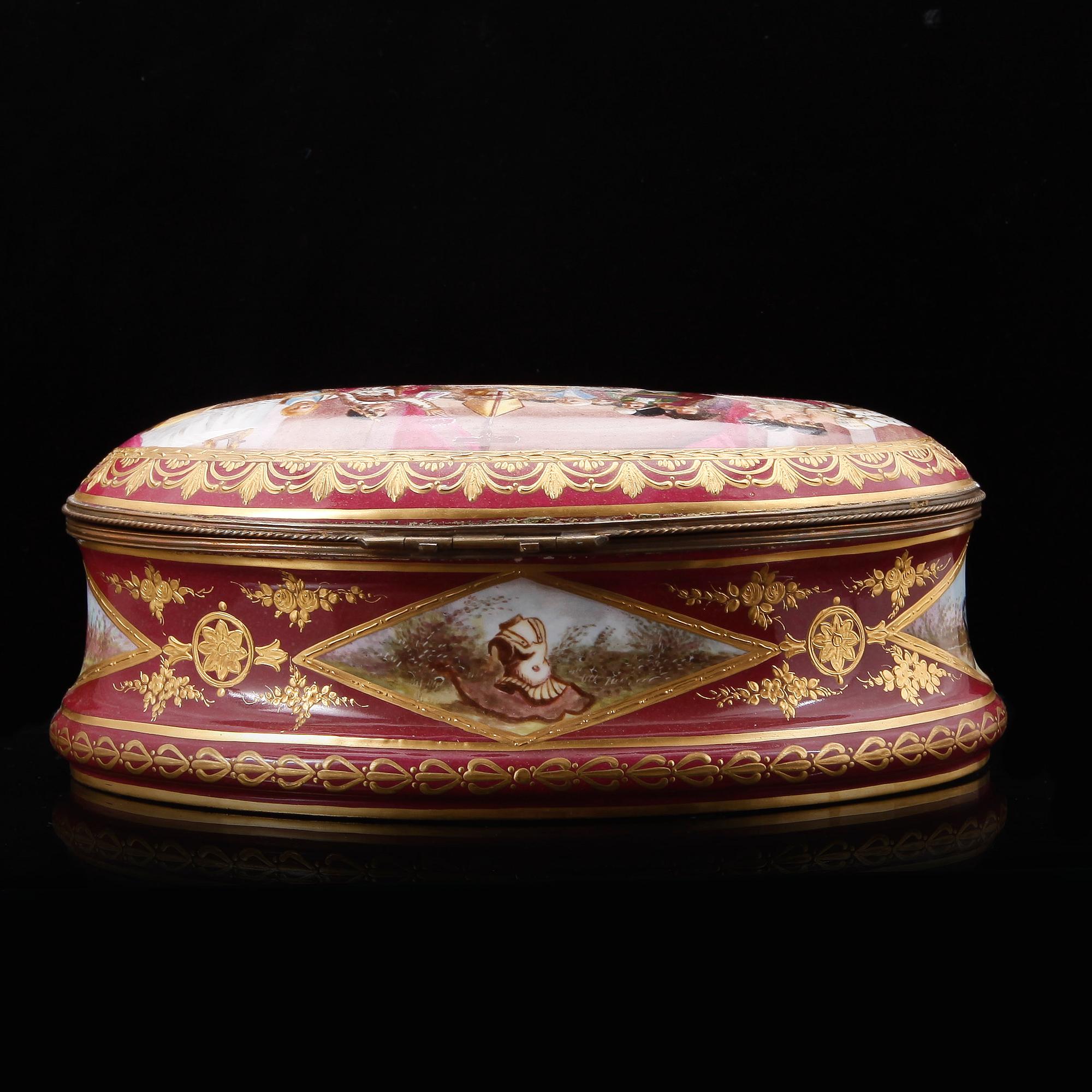 ASKAR, porslin, bla Wien, empirestil, 1900-talets första hälft.