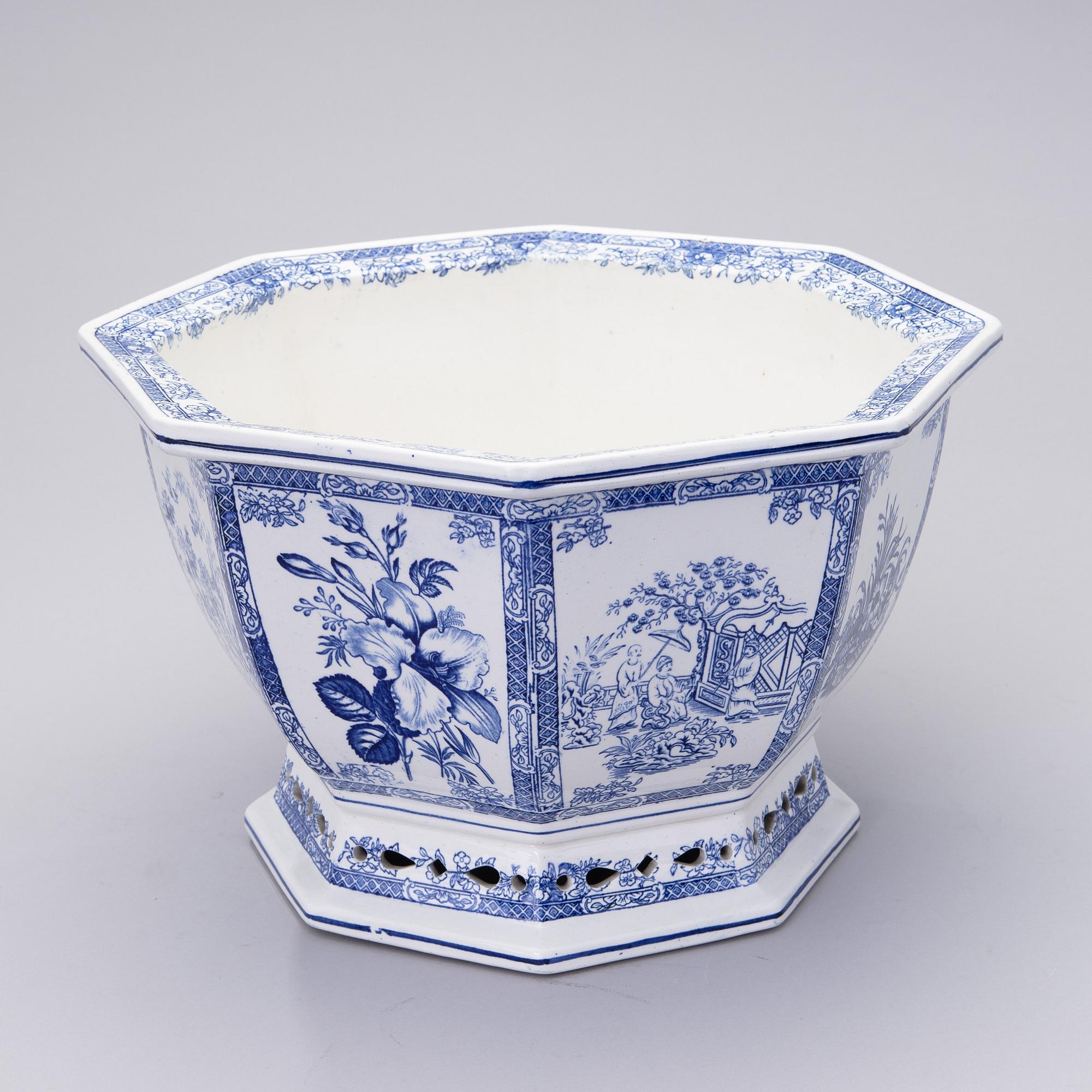 YTTERFODER, keramik, Gustavsberg, 1900-talets början.