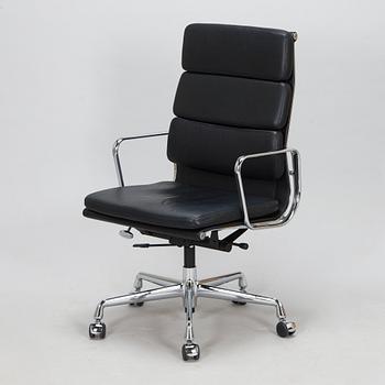 Charles & Ray Eames, A 21st Century "Soft Pad Chair EA 219, high backrest" office chair, Vitra.
