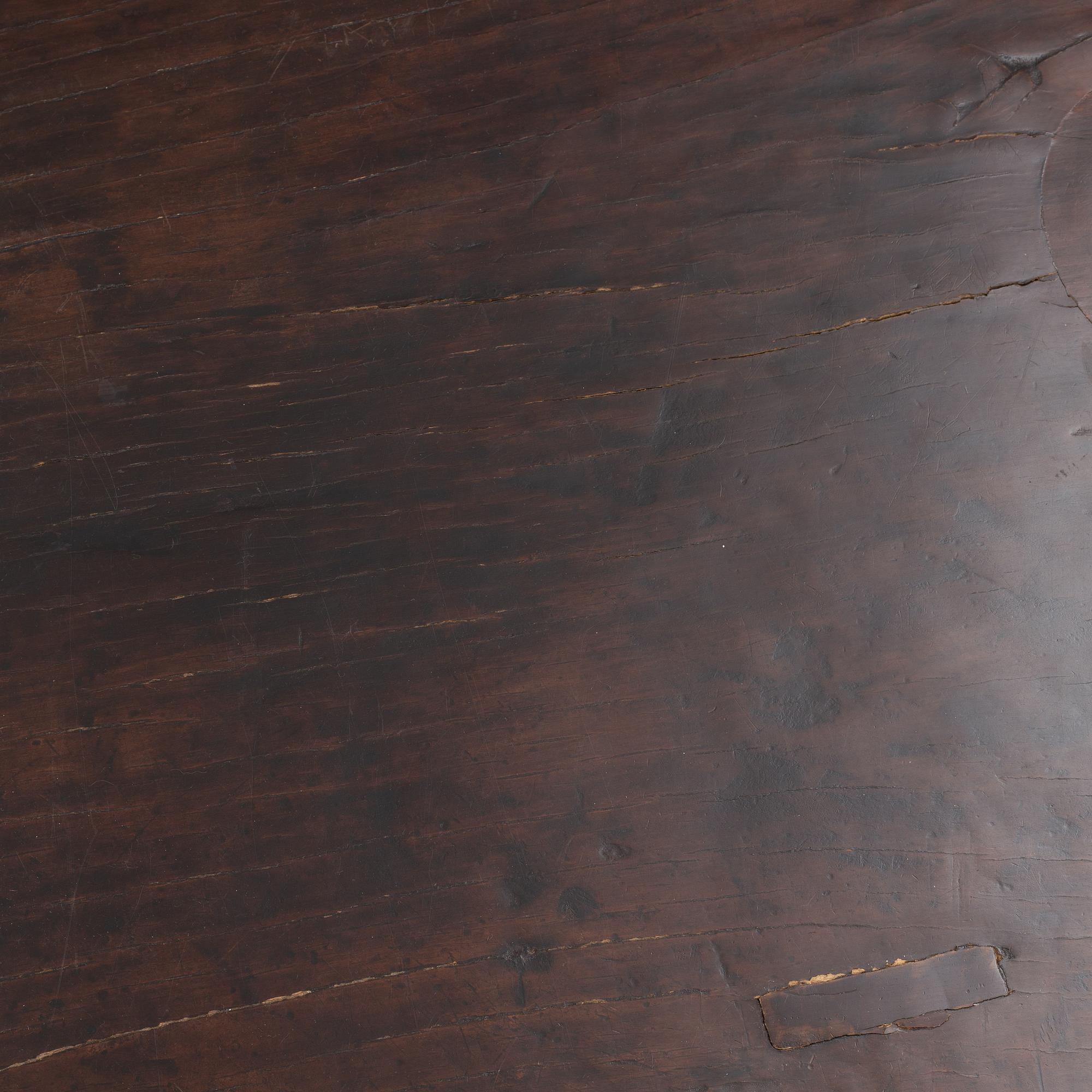 A Chinese altar table, late Qing dynasty / 20th century.