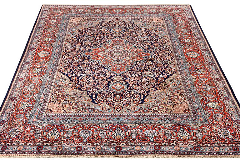 Matta, semiantik/old Keshan, ca. 355 x 260 cm.