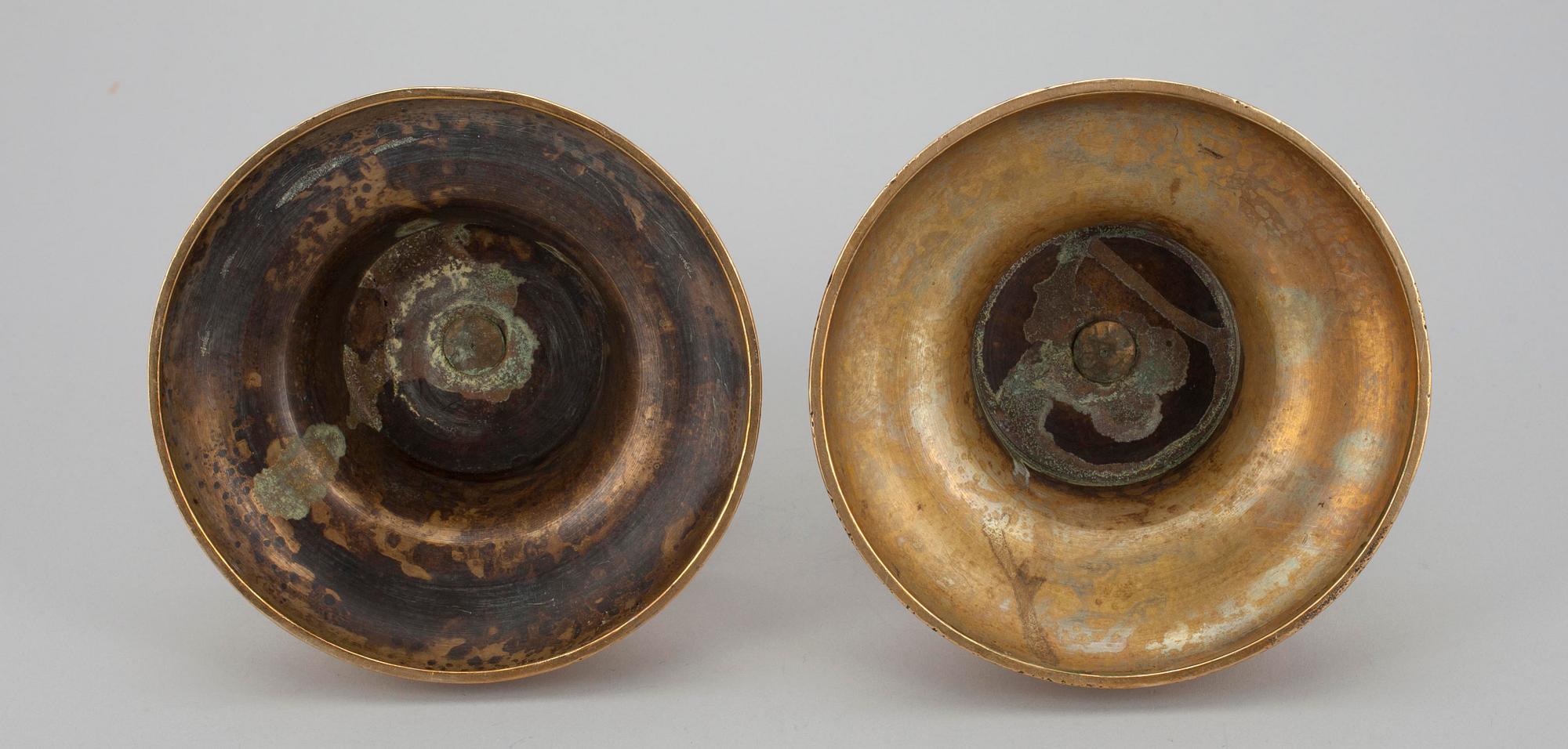 LJUSSTAKAKAR, ett par, mässing, barockstil, möjligen Flandern 1800-tal.