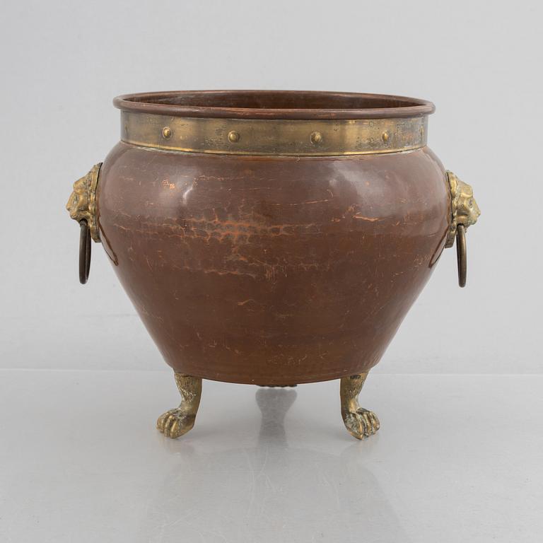 Champagne cooler, brass and copper, late 19th Century.