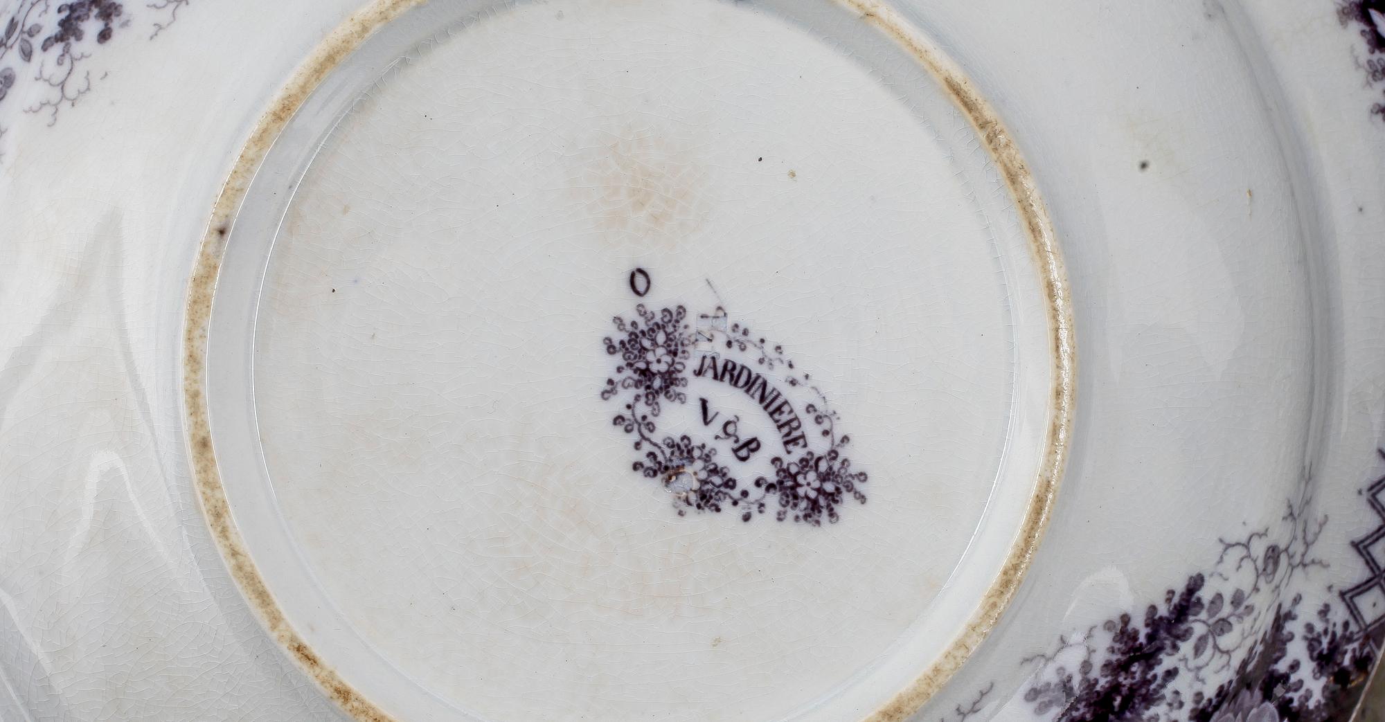 MATSERVIS, 159 delar, fajans, Villeroy & Boch, 1800-talets andra hälft.