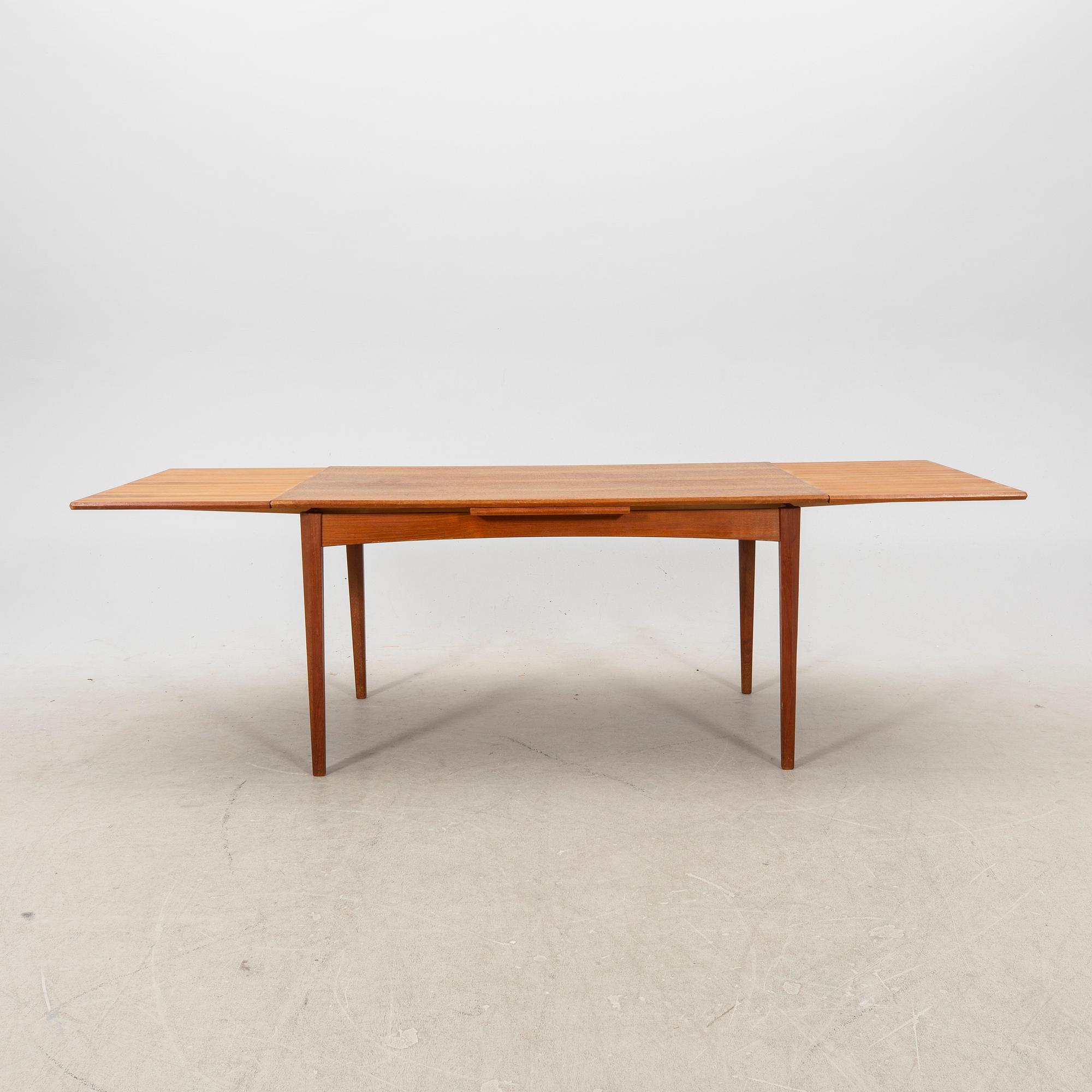 Matbord, 1900-talets mitt.