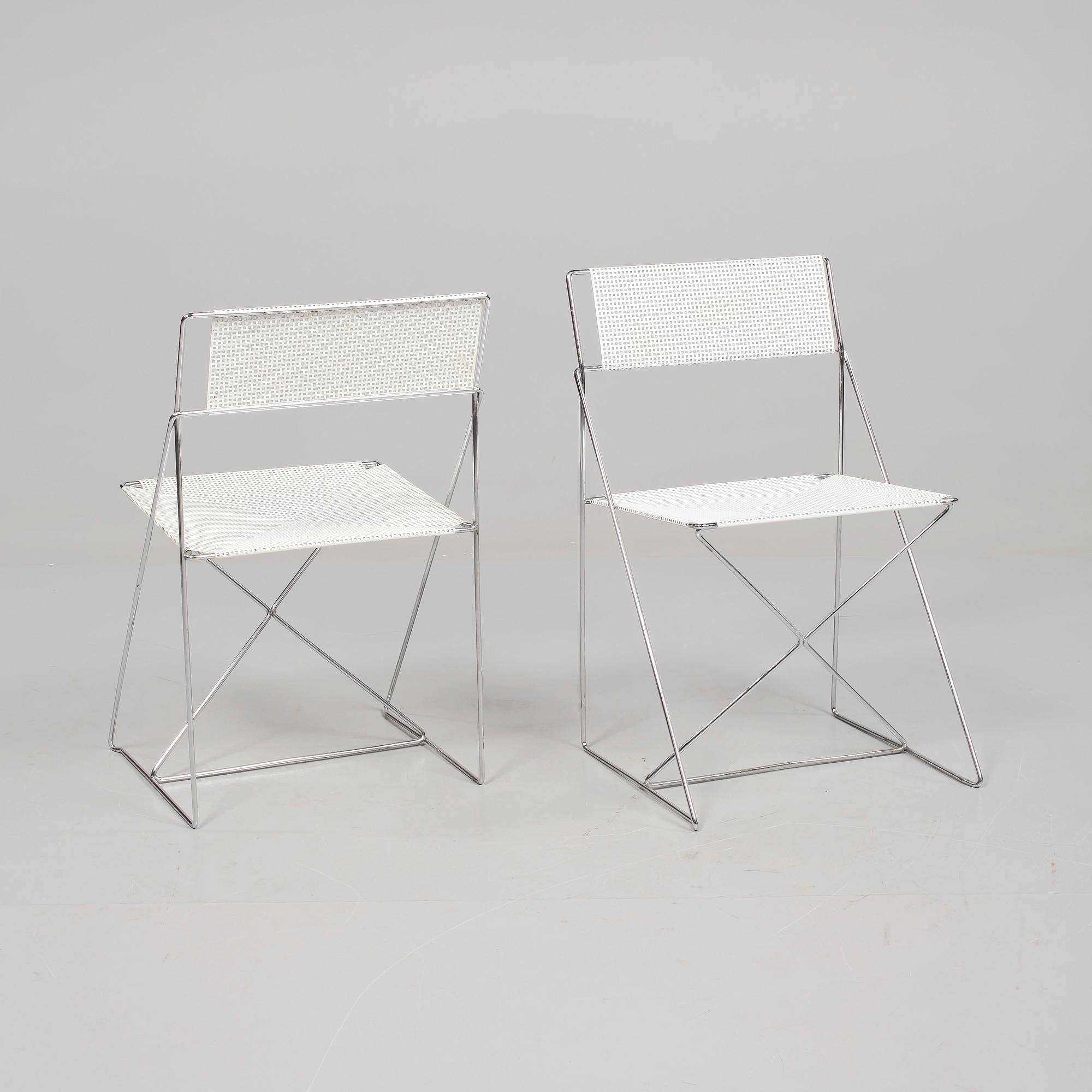 STOLAR, 4 st, "X-line", Niels Jörgen Haugesen, Danmark, formgiven 1977.