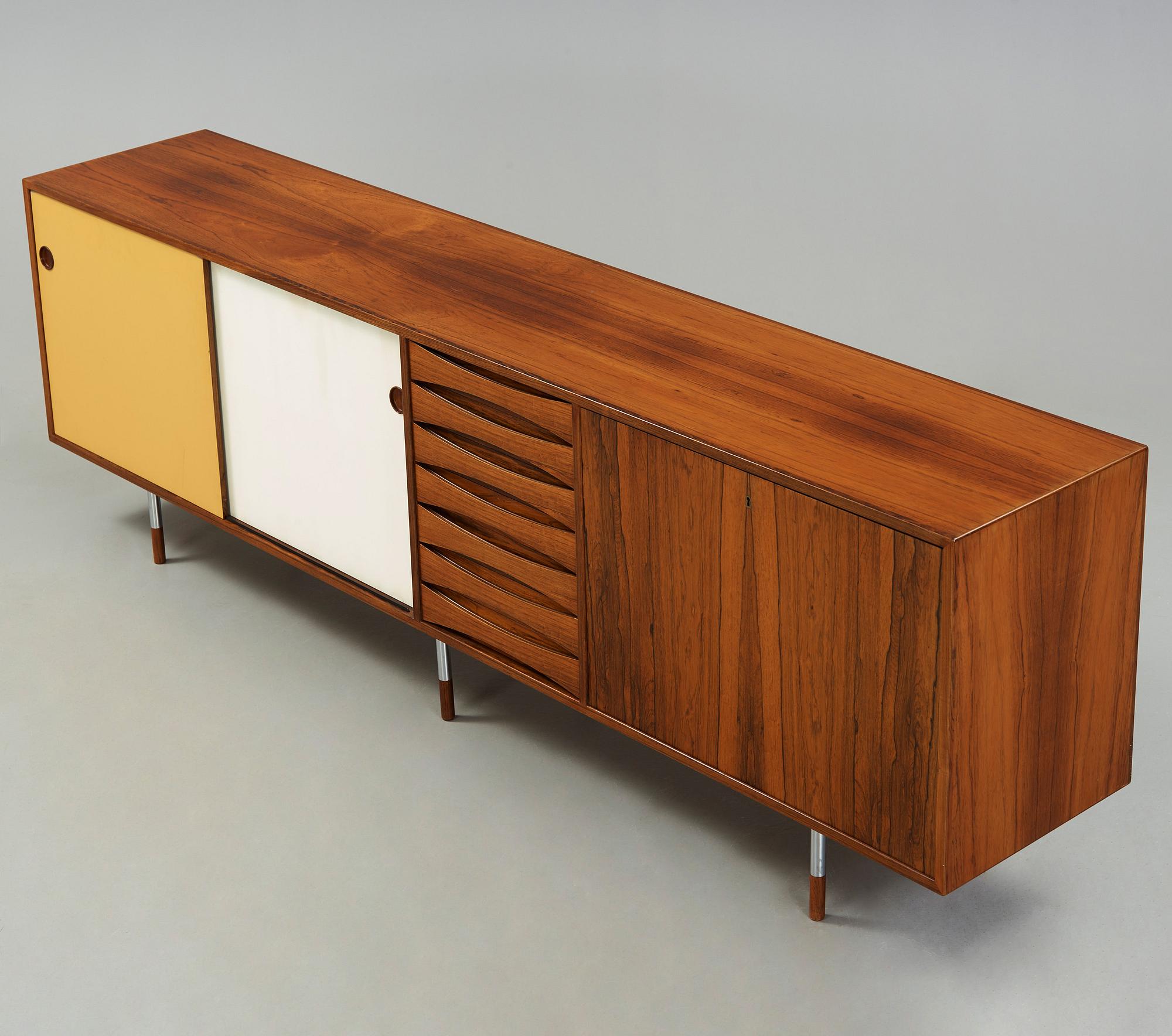 ARNE VODDER, sideboard av palisander, modell 29A, Sibast Møbler, Danmark 1950-60-tal.