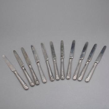 BORDSKNIVAR, silver, 11 st, Adolf Zethelius, Stockholm, 1832, vikt ca 595 g.