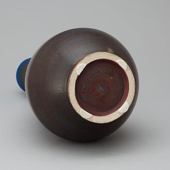 A Berndt Friberg stoneware vase, Gustavsberg Studio 1964.