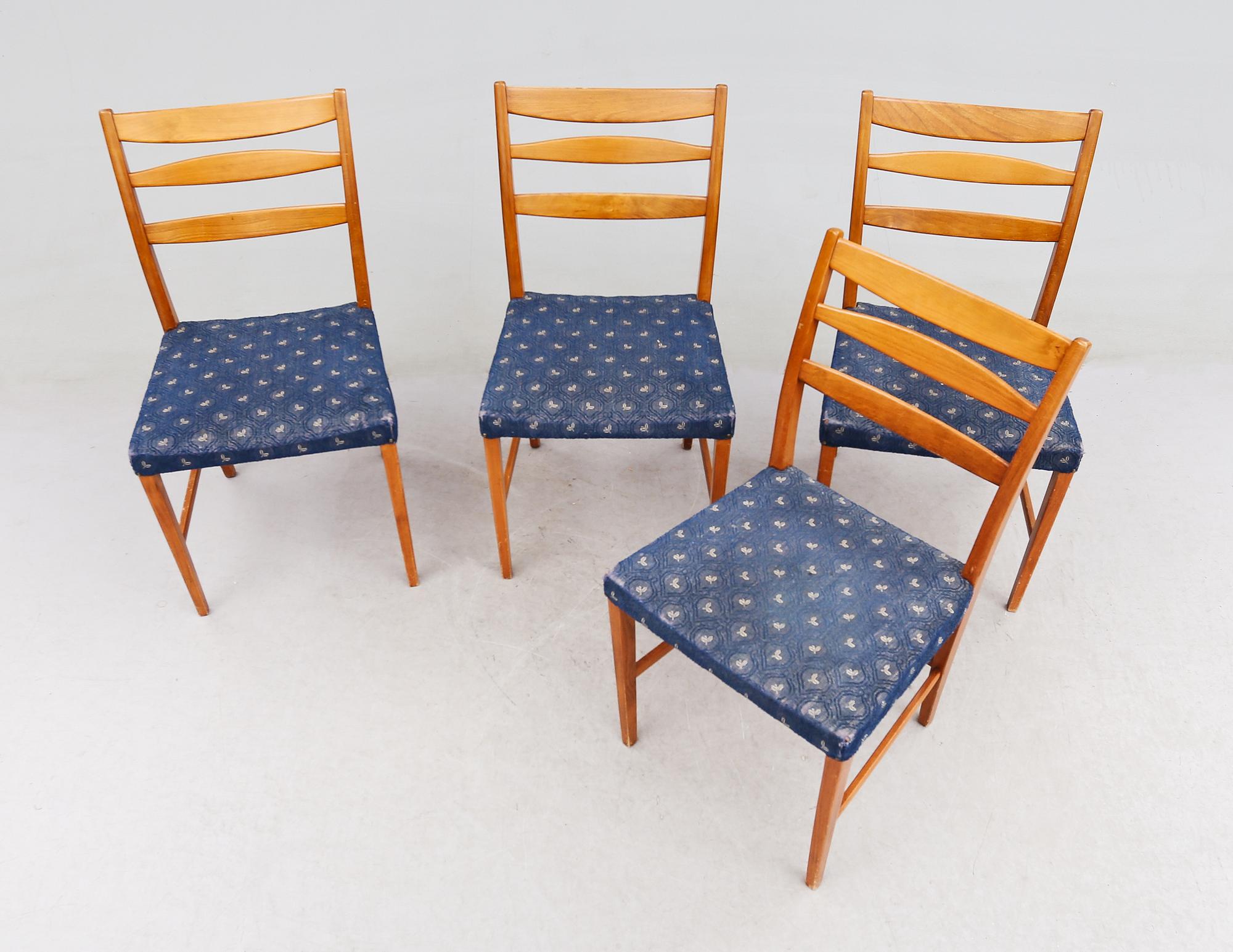 STOLAR, 4 st, Carl Malmsten, Bröderna Janssons Möbelfabrik, Skillingaryd, 1900-talets mitt.