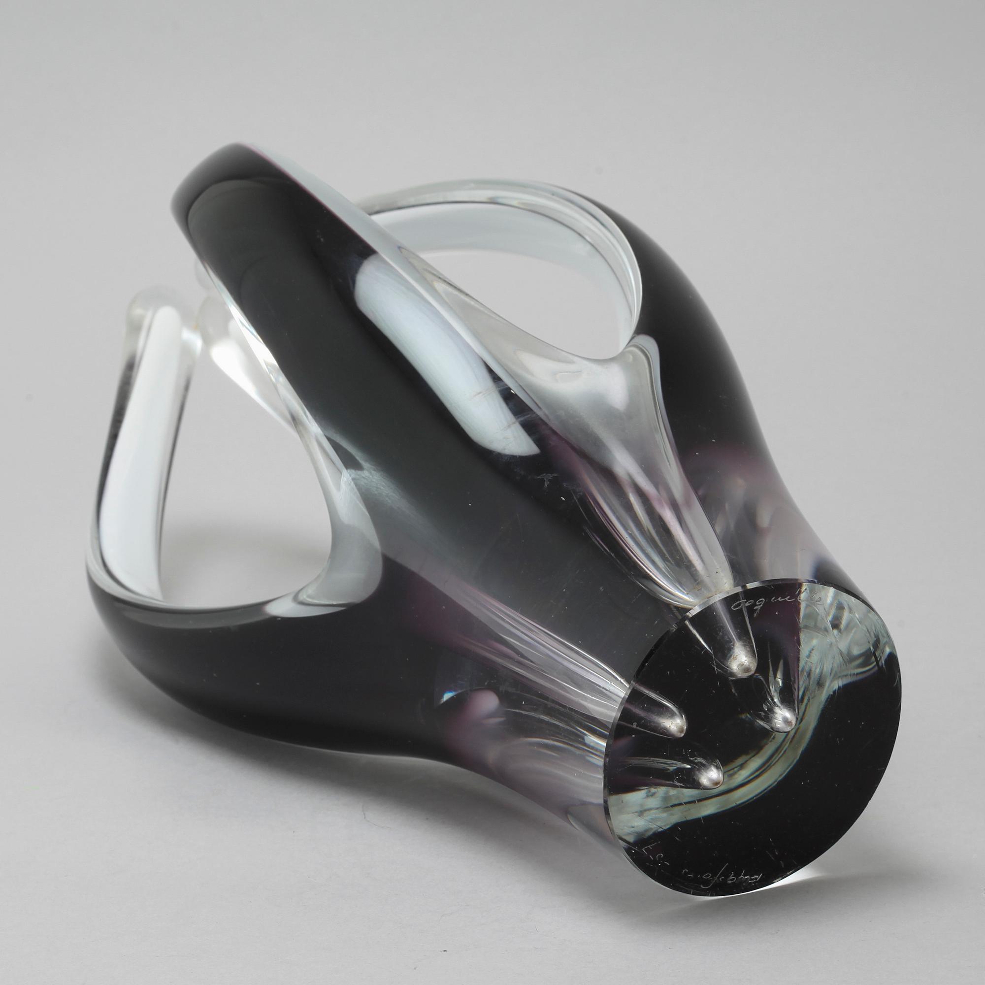 PAUL KEDELV, vas, glas, "Coquille", Flygsfors, signerad och daterad -57.