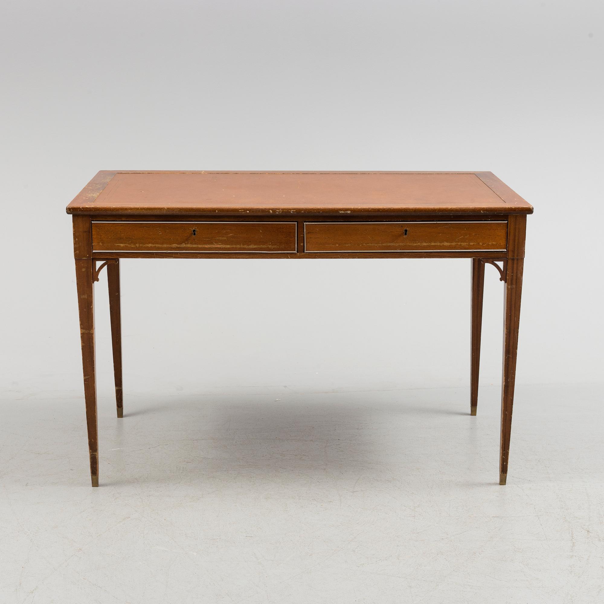 SKRIVBORD MED STOL, engelsk stil, 1900-talets mitt.