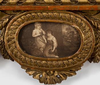Spegel, gustaviansk, Göteborgs hallstämpel. 1700-talets slut.