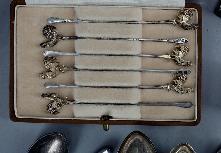 PARTI SILVER, 13 delar, bla Georg Jensen, Köpenhamn, Danmark. Totalvikt 255 gram.