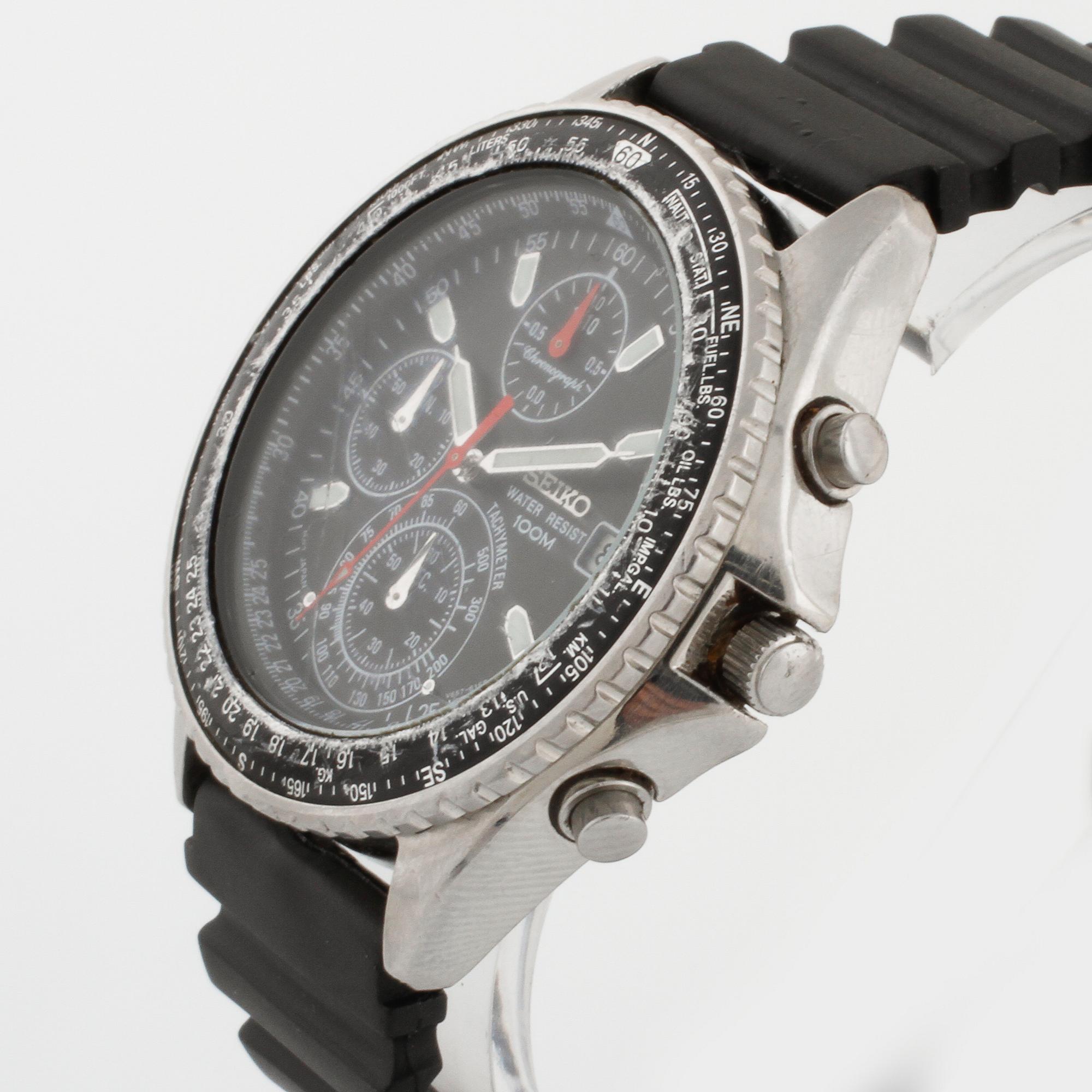 SEIKO Water Resist 100m kronograf wristwatch chronograph 40 5 mm. Bukowskis