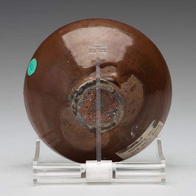 A small brown glazed temmoku bowl, Song dynasty (960-1279).