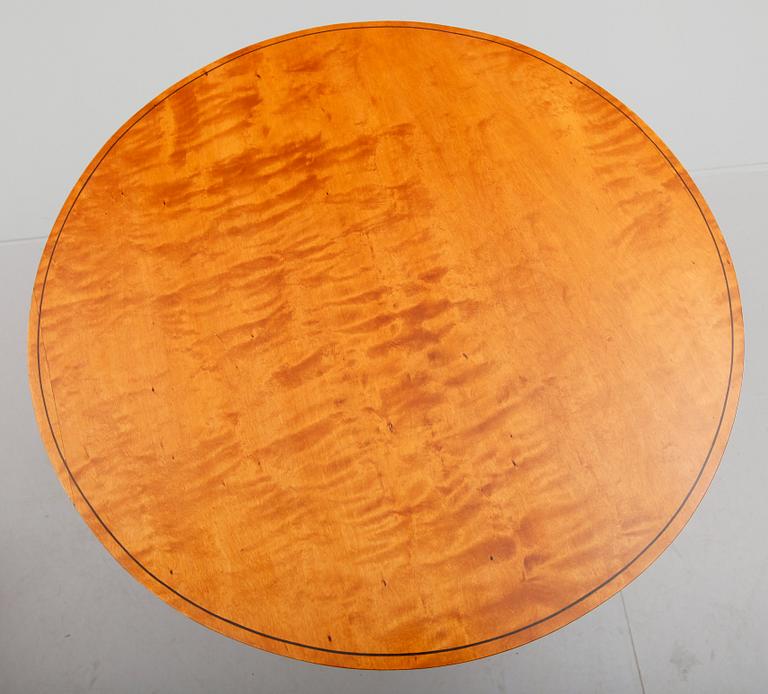 KARUSELLBORD, Karl Johan, 1800-talets mitt.