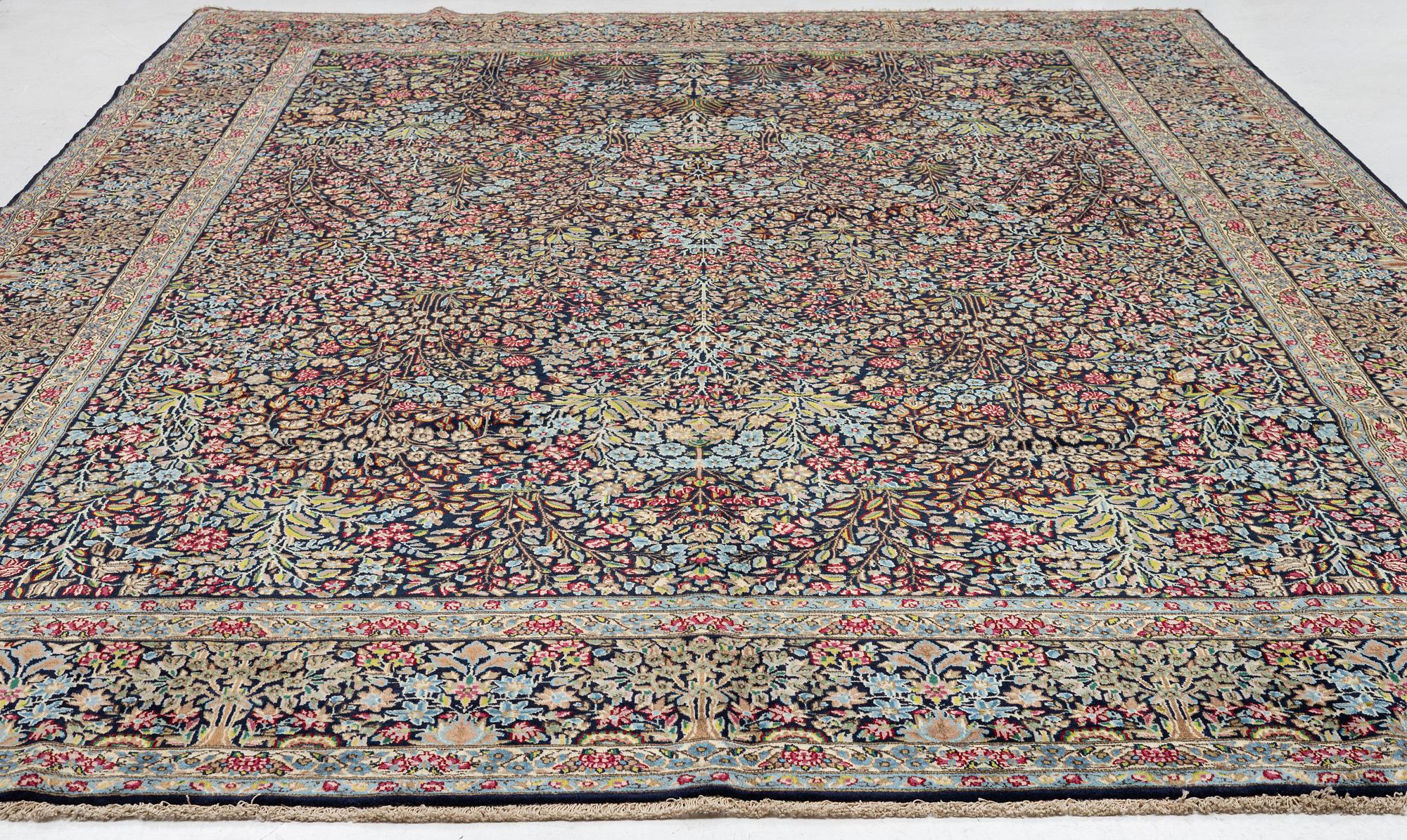 Carpet Kerman approx. 430 x 315 cm.