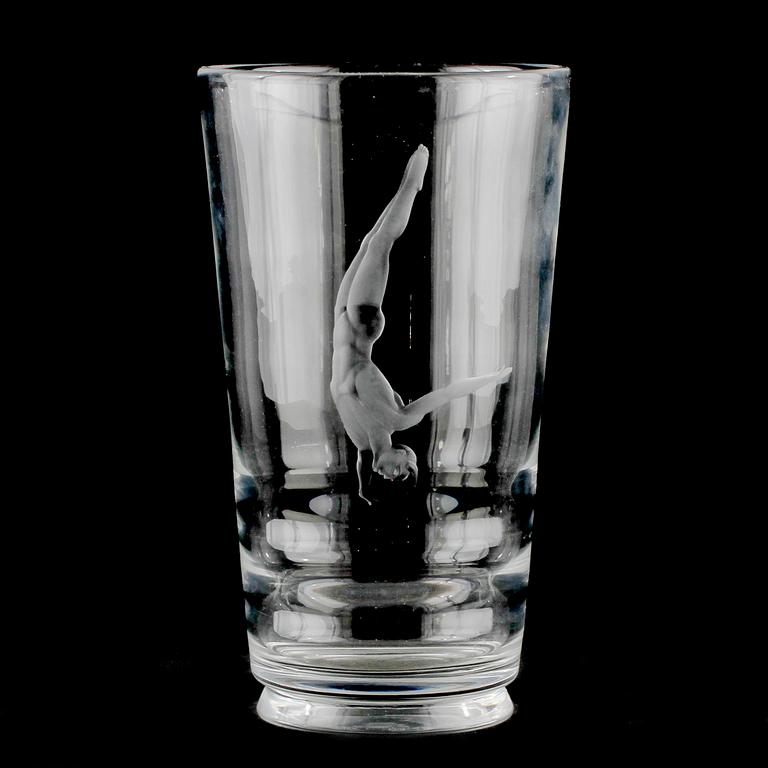 VAS, glas, Vicke Lindstrand, Orrefors, signerad och otydligt märkt, 1900-talets andra kvartal.