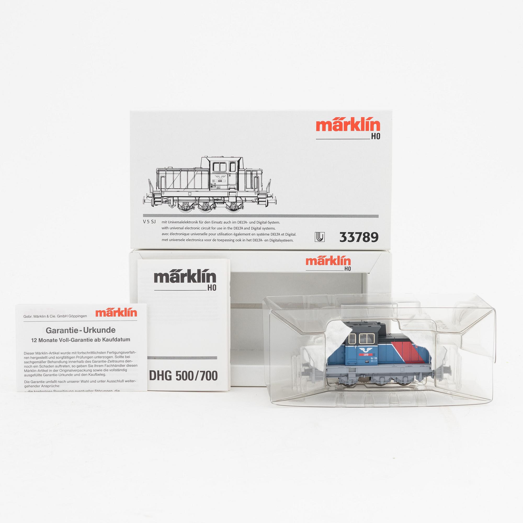 Märklin, 2 diesel locomotives, model 3132 and 33789, gauge H0, i boxes.
