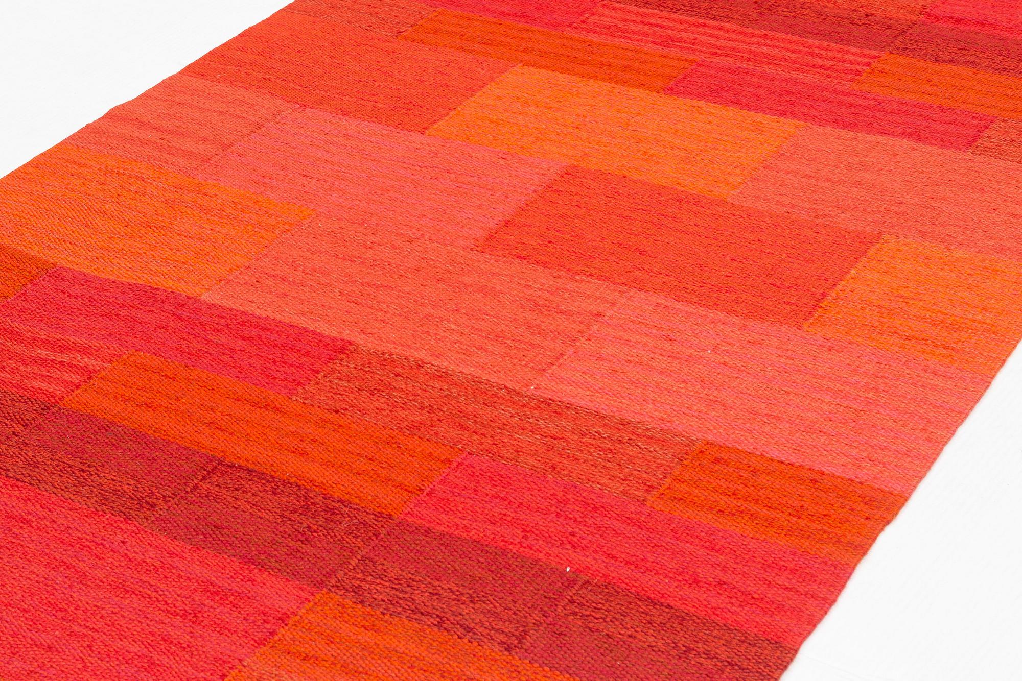 Marianne Richter, Matta, "Muren röd", rölakan, ca 186 x 117 cm, signerad AB MMF MR.
