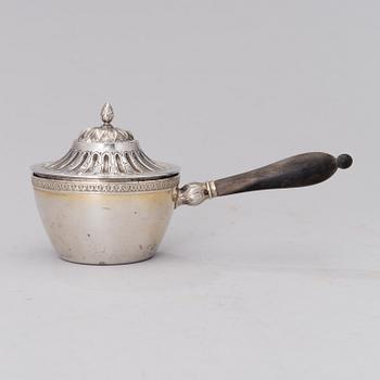 English sterling silver brandy pan with lid, Jonathan Hayne, 1816/1821-1836. Total weight 170 g.