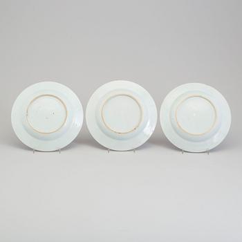 Three famille rose export porcelain plates, Qing dynasty, early 18th century, Yongzheng.