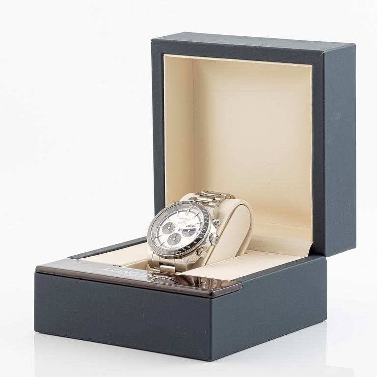 Longines, Conquest, chronograph, wristwatch, 42 mm.