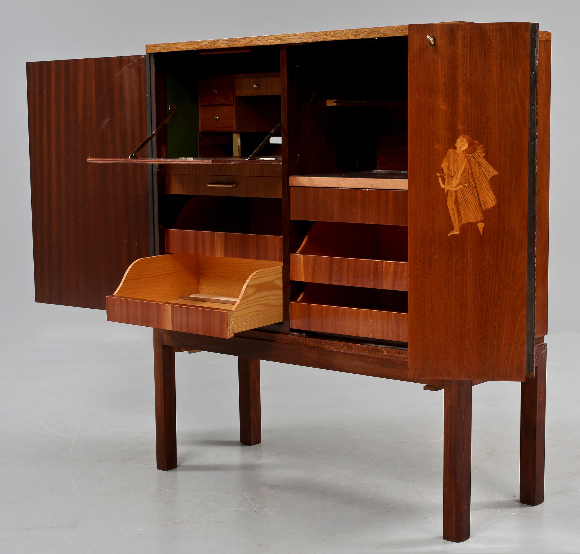 SKÅP, 1900-talets första hälft.