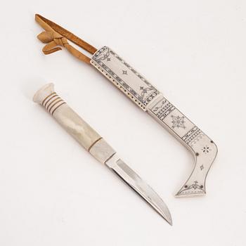 A reindeer horn knife by Anders Fankki, before 1960, signed.
