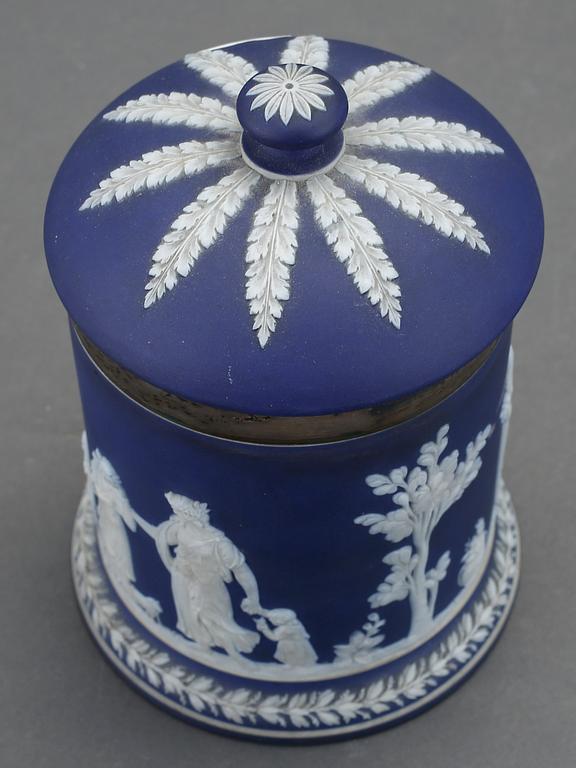 TOBAKSBURK, porslin samt silver, Chester, Wedgewood, 1907.