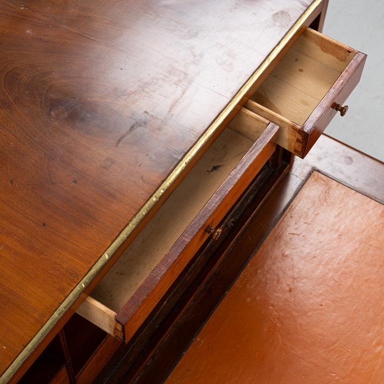 Skrivbord, Stockholmsarbete,  Carl Diedric Ficks art, sent 1700-tal, Sengustavianskt.