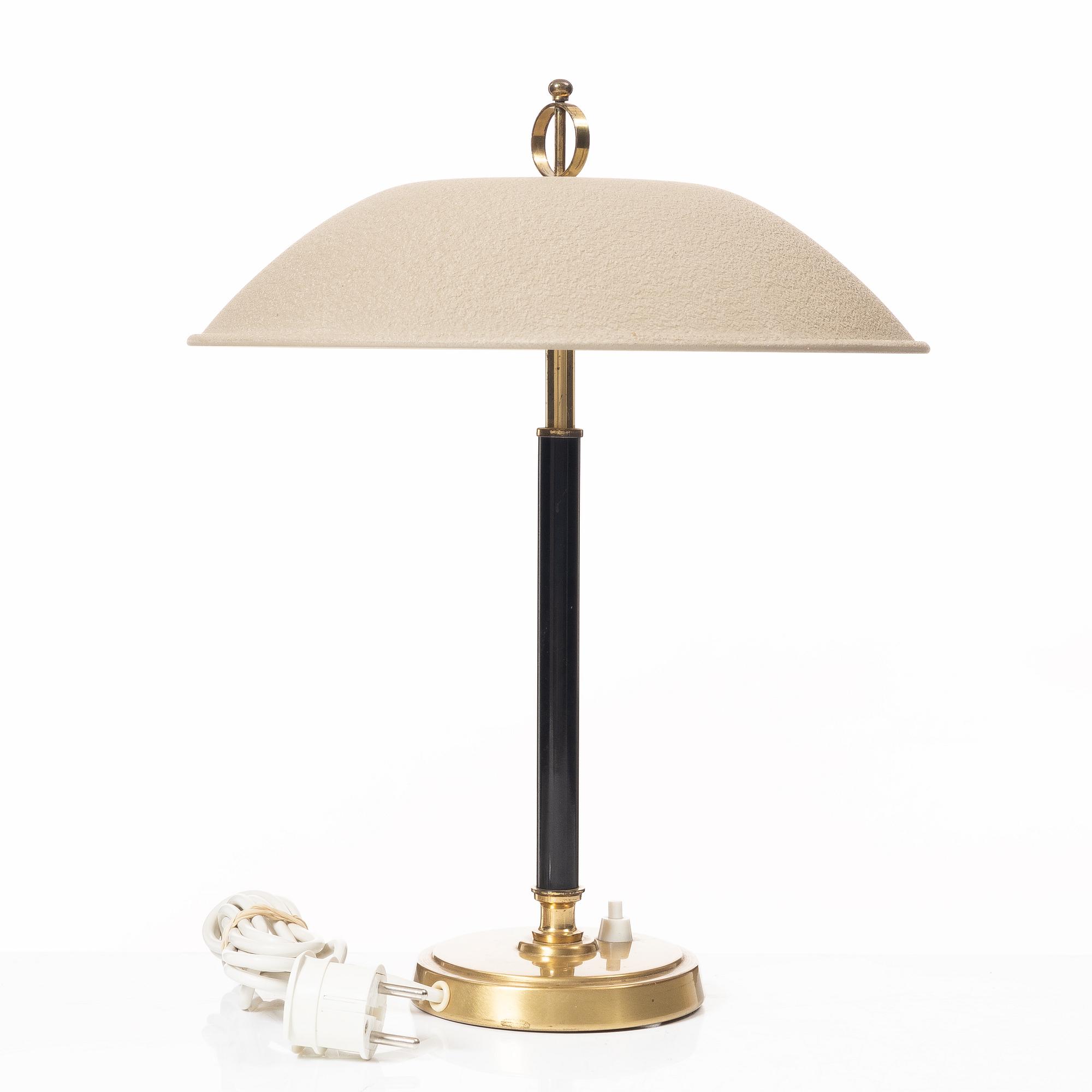 Bertil Brisborg, a table lamp model "32391", Nordiska Kompaniet, 1950s.