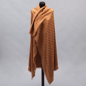 SJAL, Louis Vuitton.