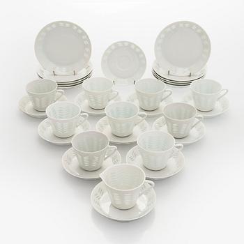 Friedl Holzer-Kjellberg, kaffeservis, 20 delar, risporslin, signerat i godset F.H.Kj Arabia Finland.