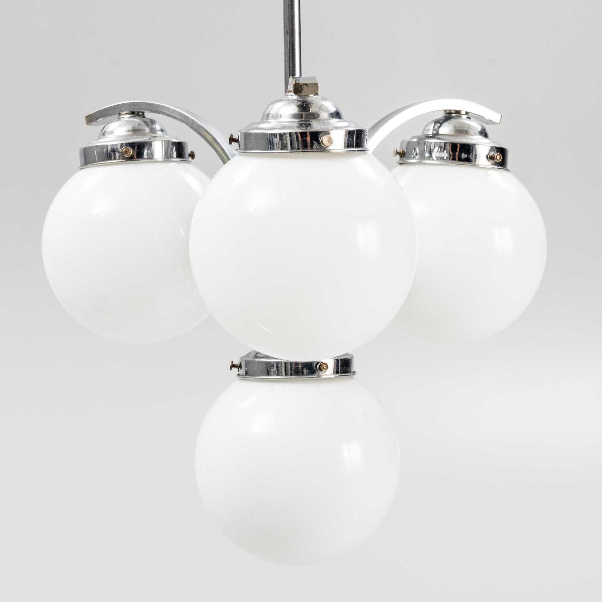 Taklampa Art Deco-stil 1900-talets andra hälft.