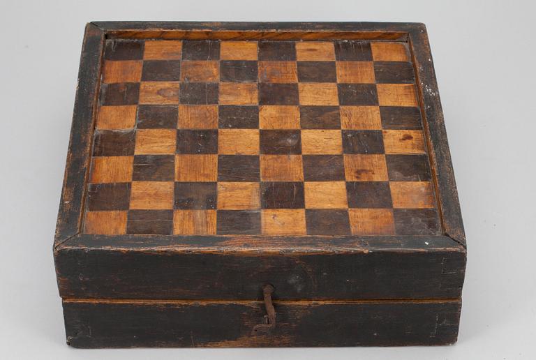 SCHACKBRÄDE / BACKGAMMON, olika träslag, 1700/1800-tal.